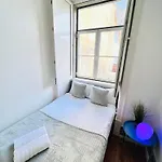 In Alfama, Location In