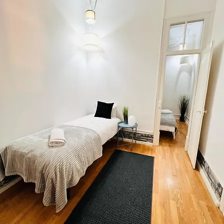 In Alfama, Location In Hostel Lisboa