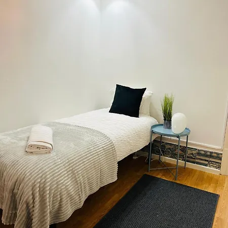 In Alfama, Location In Lisboa