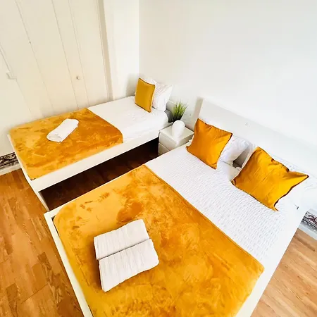 In Alfama, Location In * Lisboa