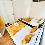 In Alfama, Location In Hostel *