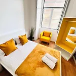 In Alfama, Location In