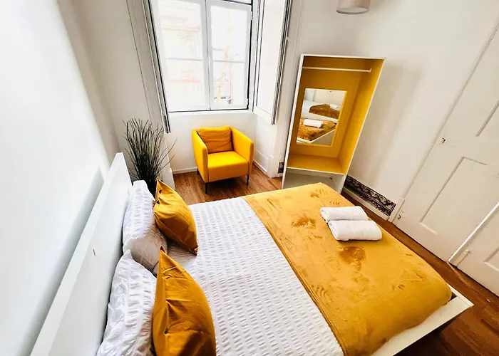 In Alfama, Location In